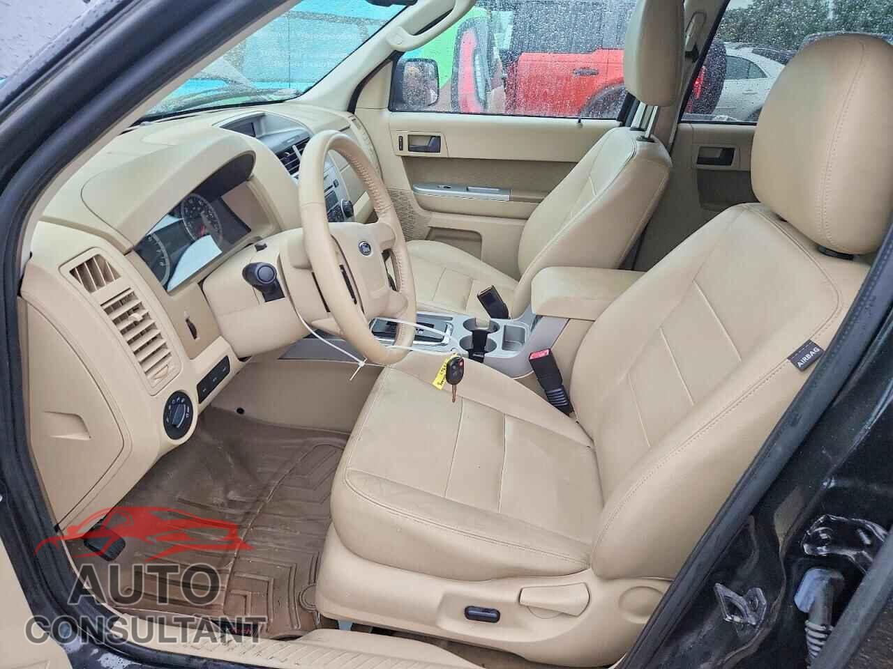 FORD ESCAPE 2011 - 1FMCU0D70BKC31766