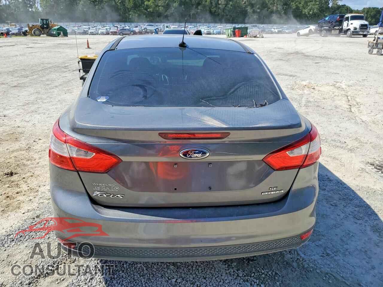 FORD FOCUS 2014 - 1FADP3F22EL336767