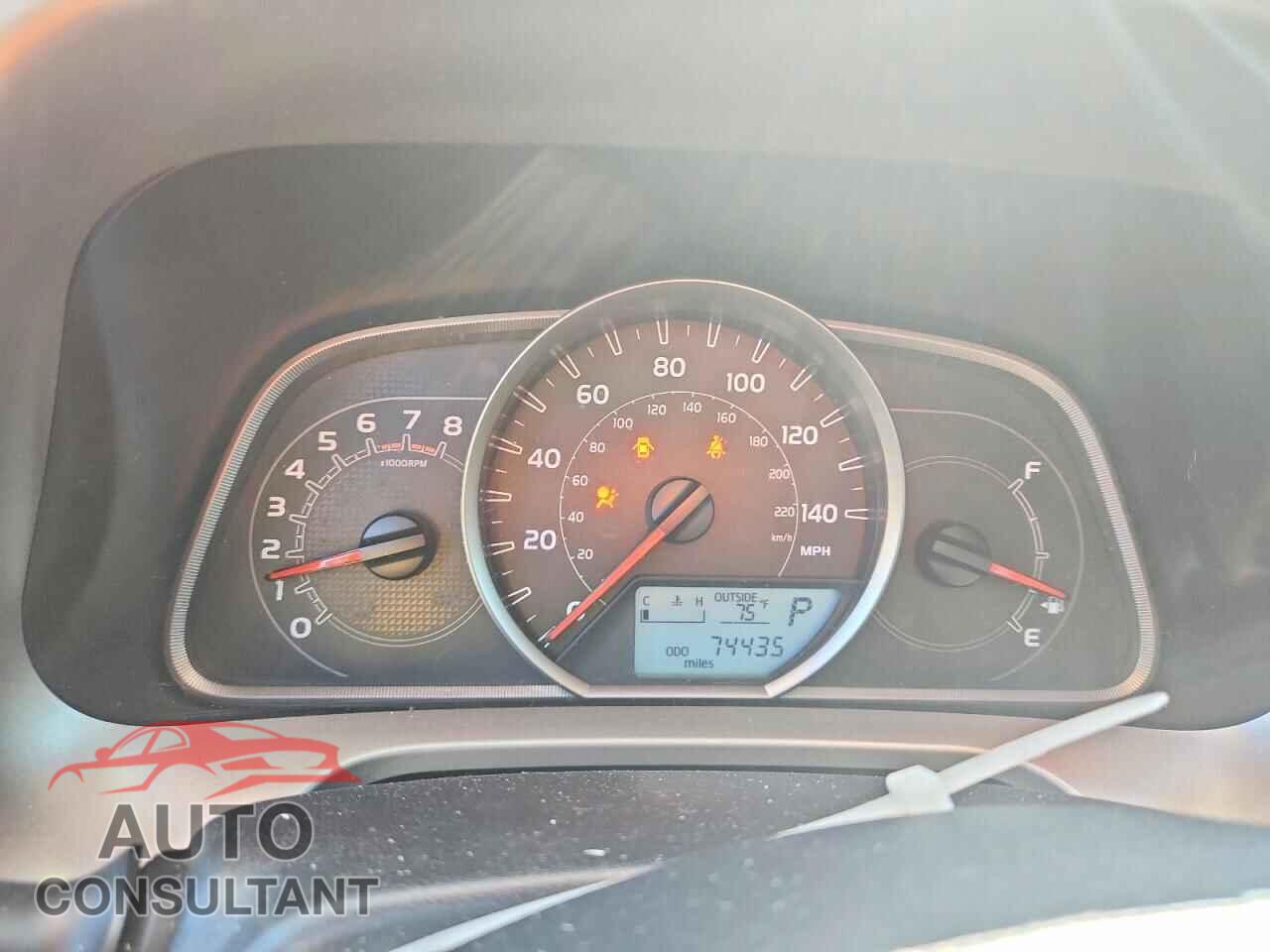 TOYOTA RAV4 2013 - JTMBFREV0DD042618
