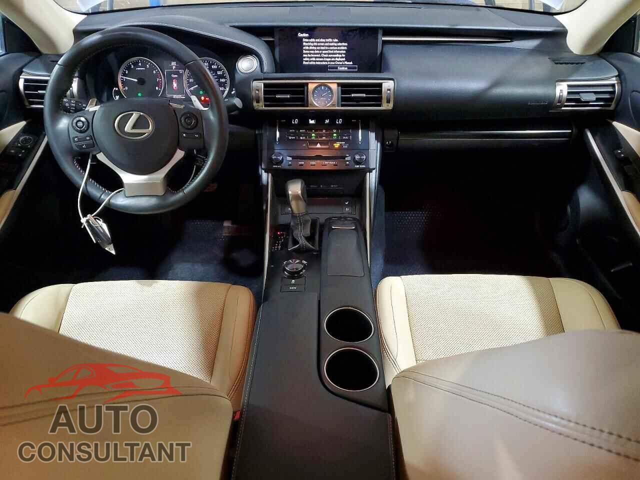 LEXUS IS 2014 - JTHBE1D27E5000761