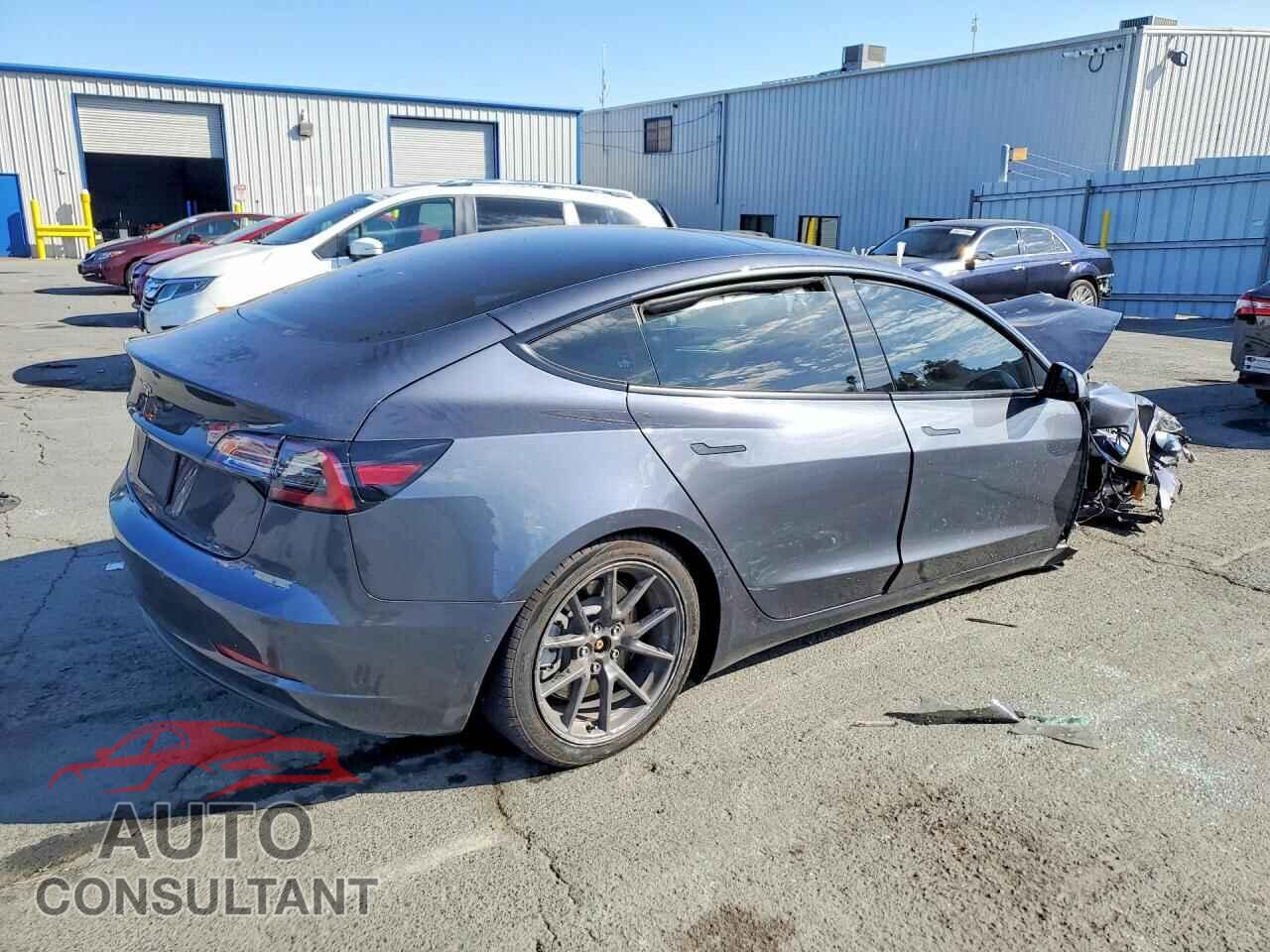 TESLA MODEL 3 2022 - 5YJ3E1EA4NF192876