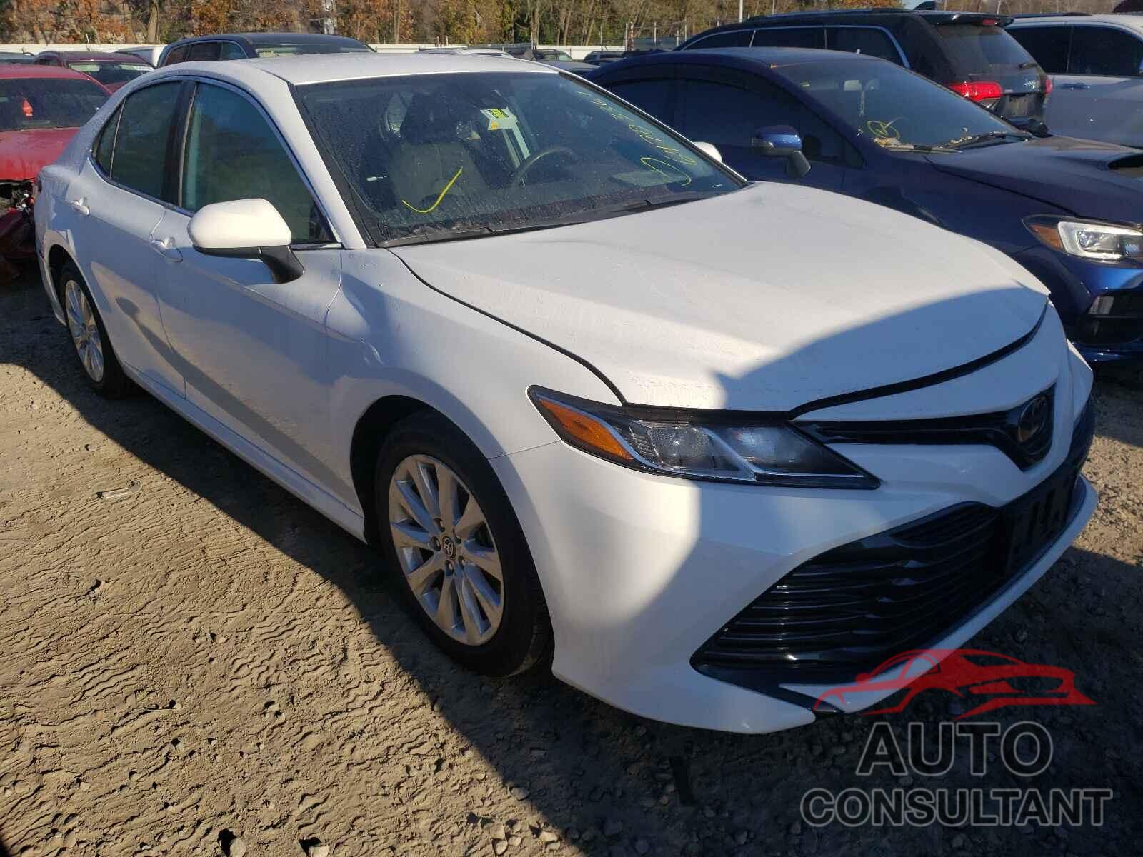 TOYOTA CAMRY 2019 - 4T1B11HK5KU258734