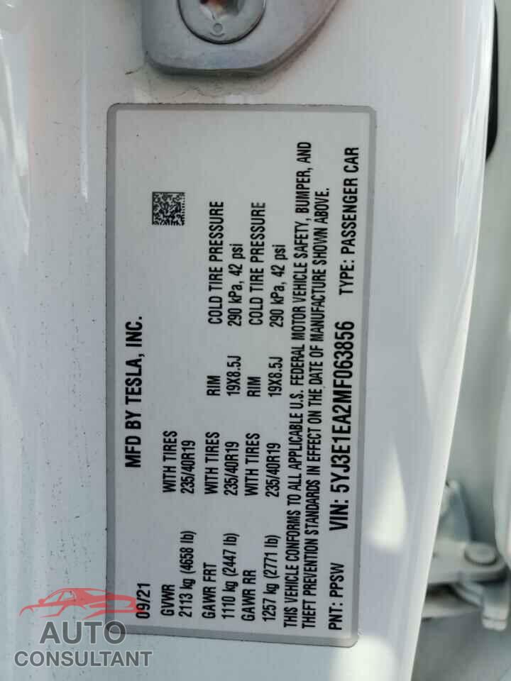 TESLA MODEL 3 2021 - 5YJ3E1EA2MF063856