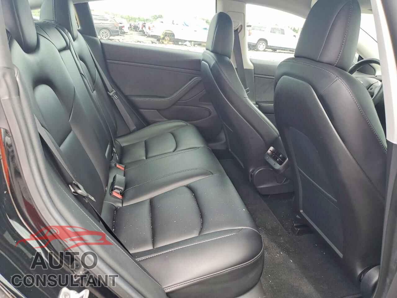 TESLA MODEL 3 2019 - 5YJ3E1EA3KF327812
