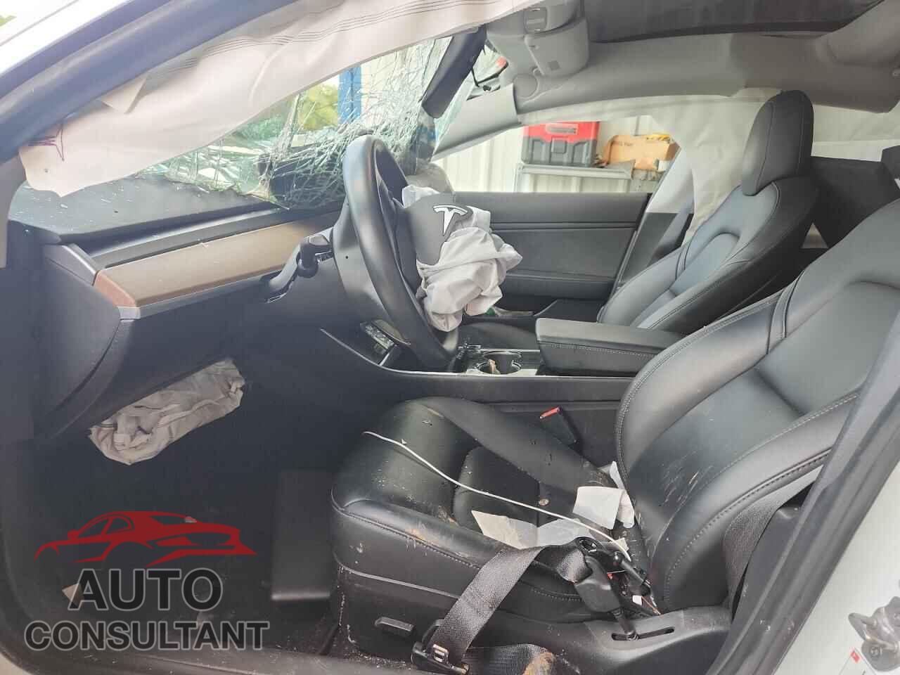 TESLA MODEL 3 2018 - 5YJ3E1EA3JF098787
