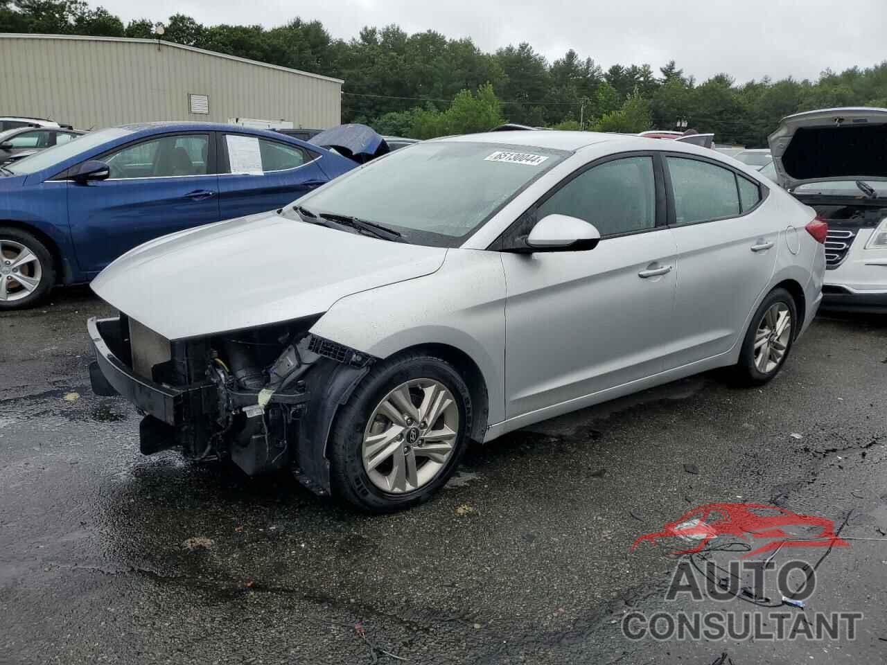 HYUNDAI ELANTRA 2019 - 5NPD84LF0KH424365
