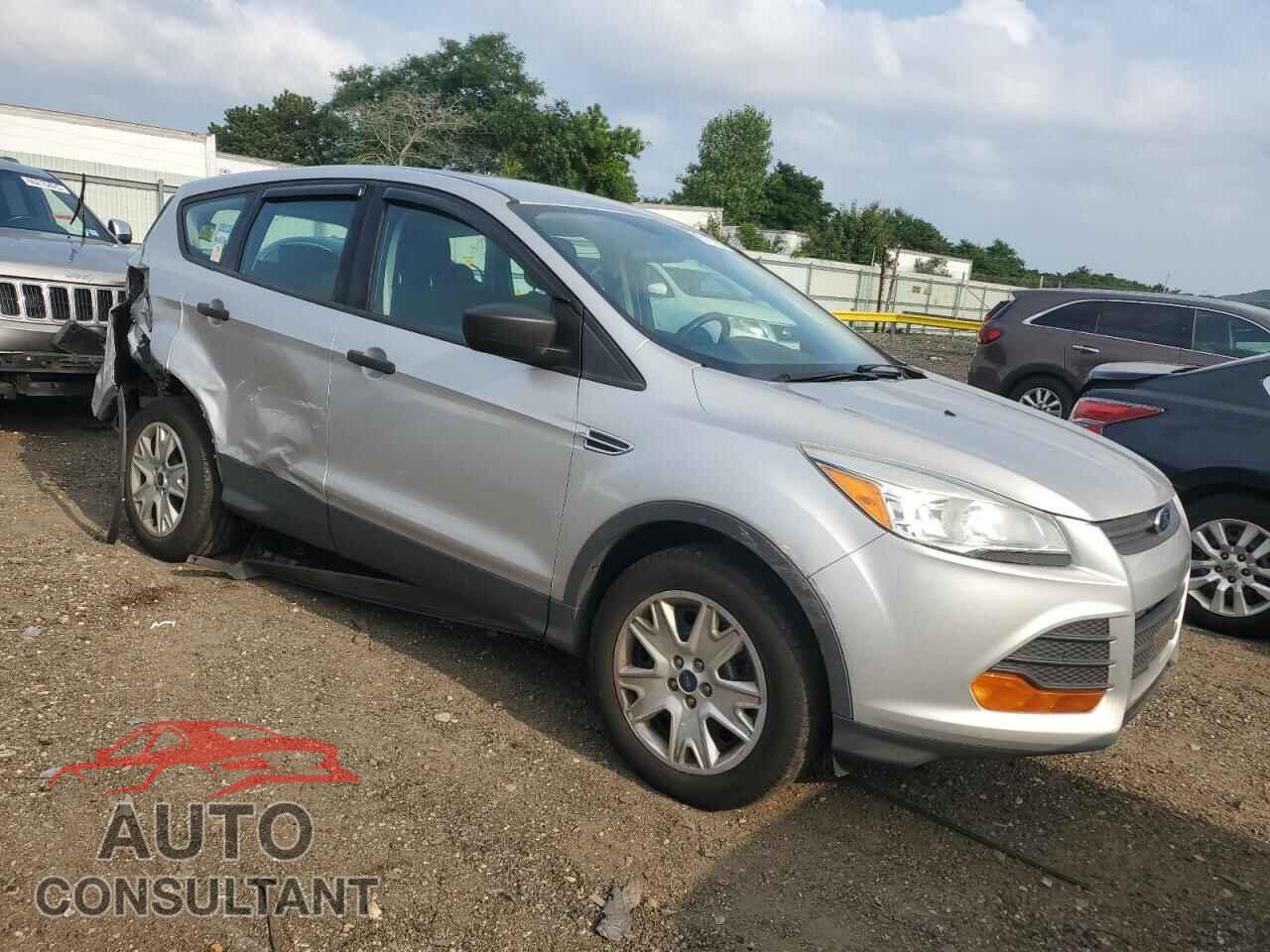 FORD ESCAPE 2016 - 1FMCU0F74GUB50343