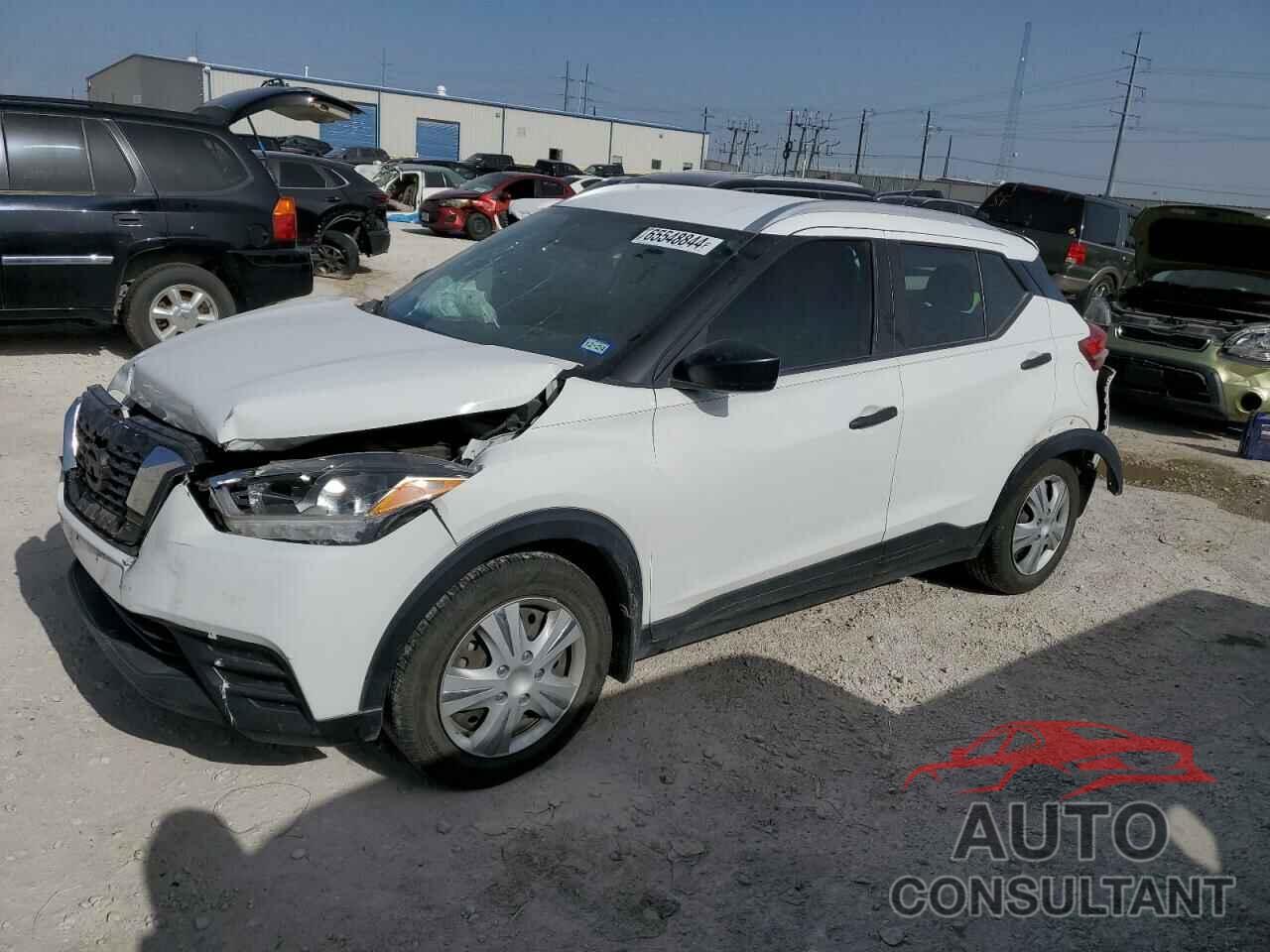 NISSAN KICKS 2018 - 3N1CP5CUXJL535932