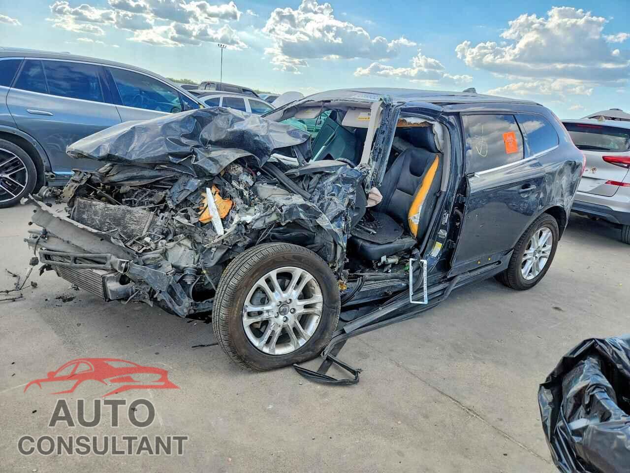 VOLVO XC60 2015 - YV426MDB2F2586995