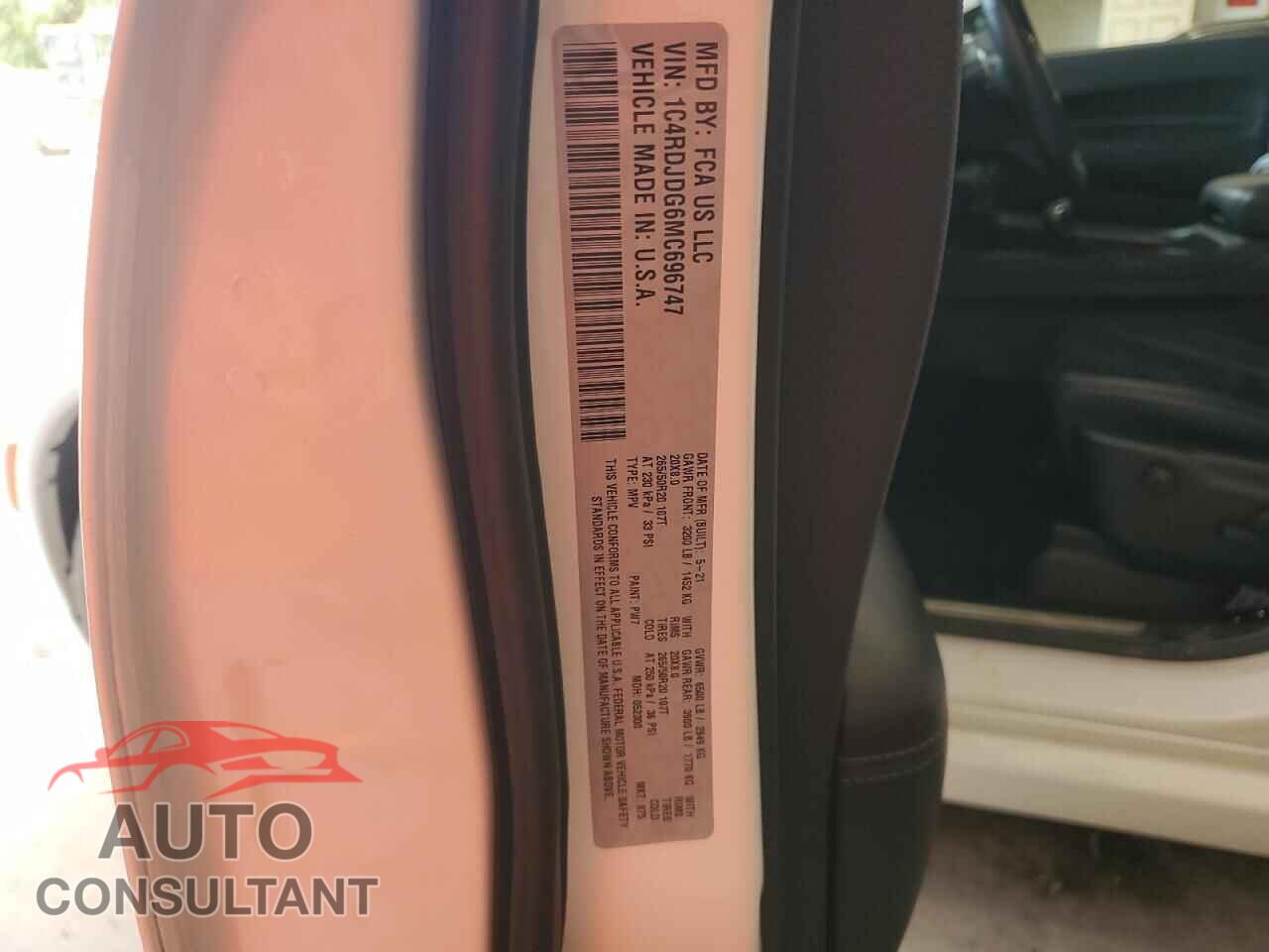 DODGE DURANGO 2021 - 1C4RDJDG6MC696747