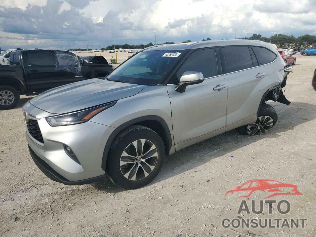 TOYOTA HIGHLANDER 2021 - 5TDGZRAH3MS517583