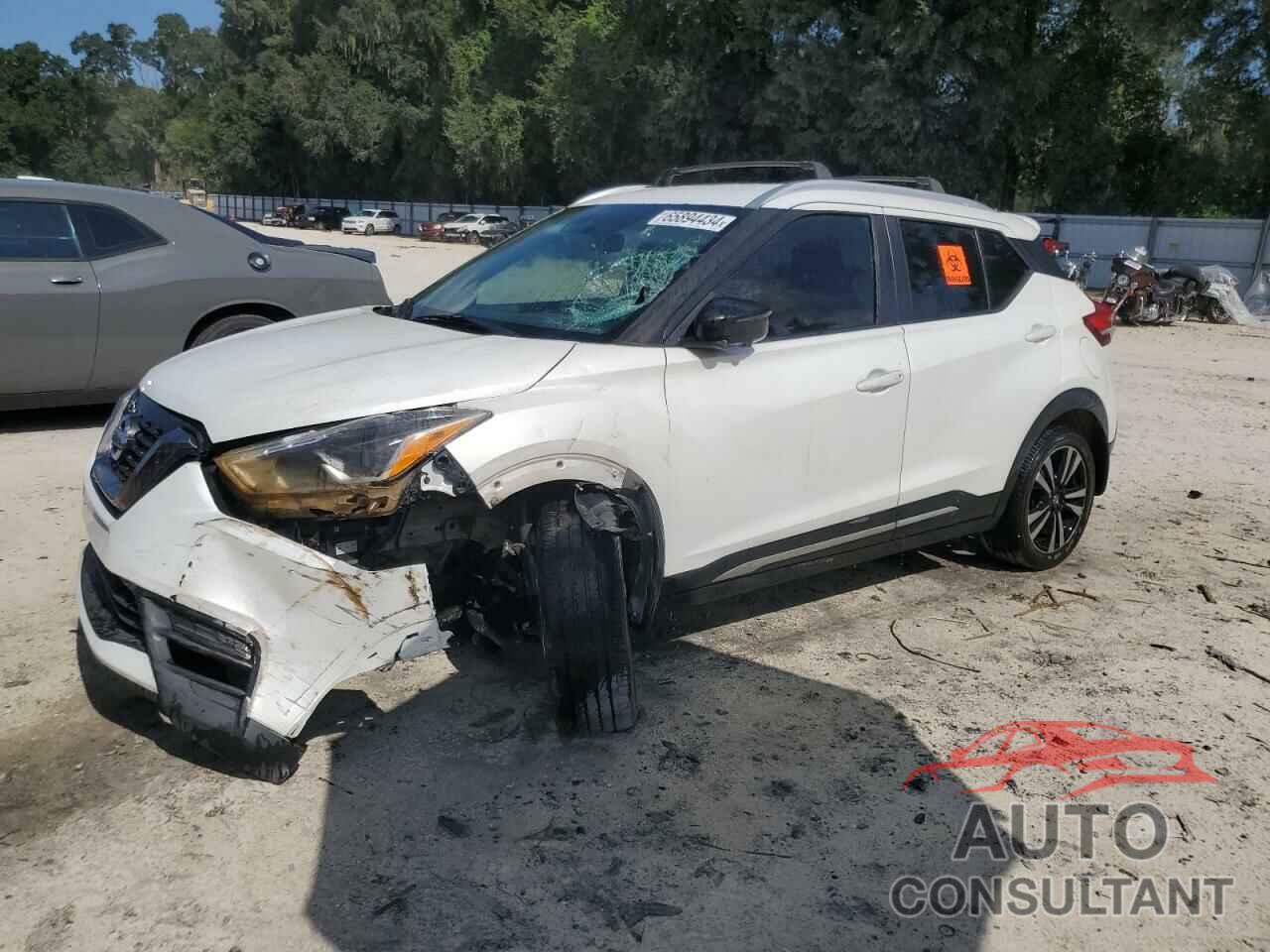 NISSAN KICKS 2019 - 3N1CP5CU4KL516648