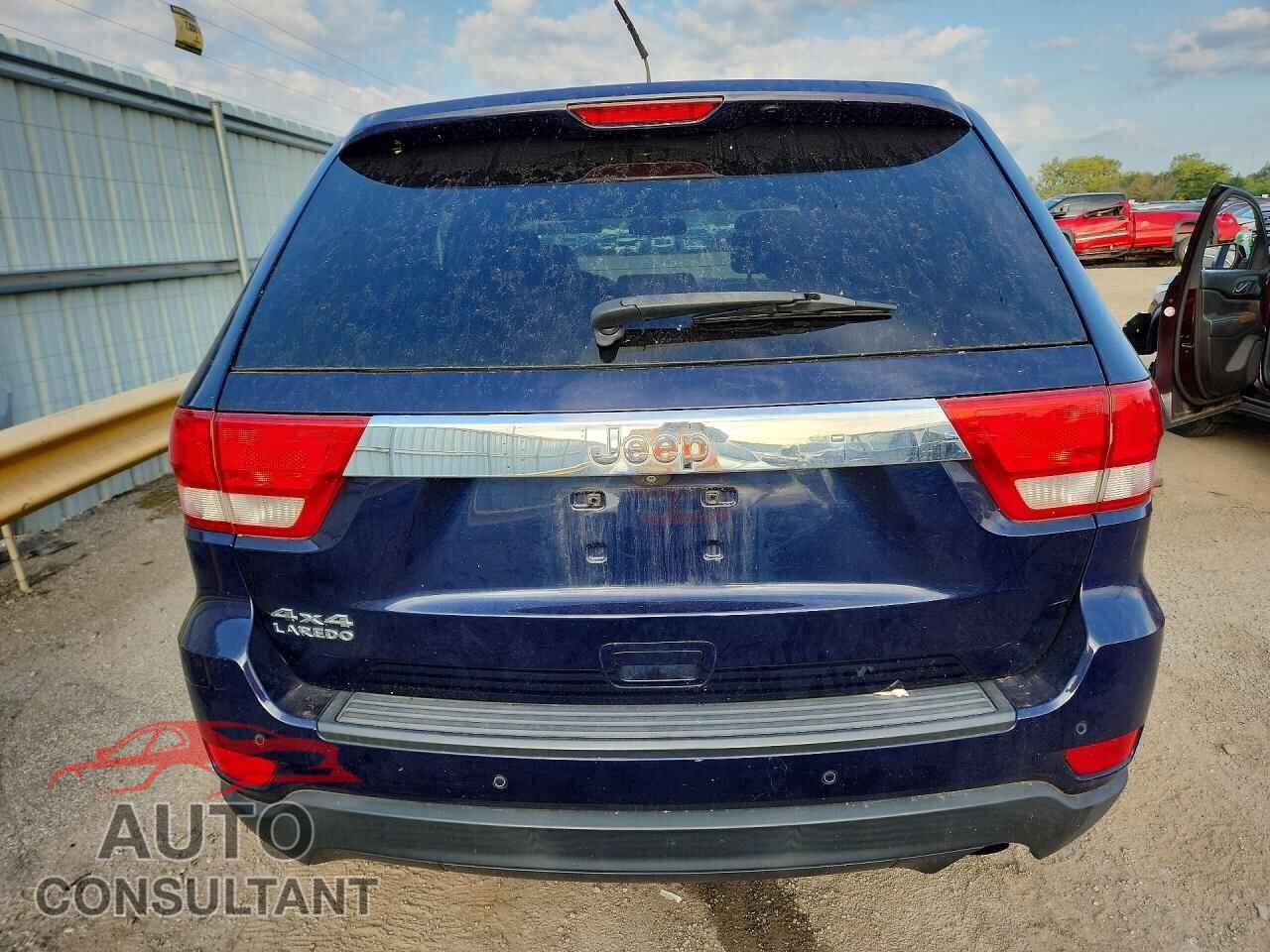 JEEP CHEROKEE 2012 - 1C4RJFAG3CC233313