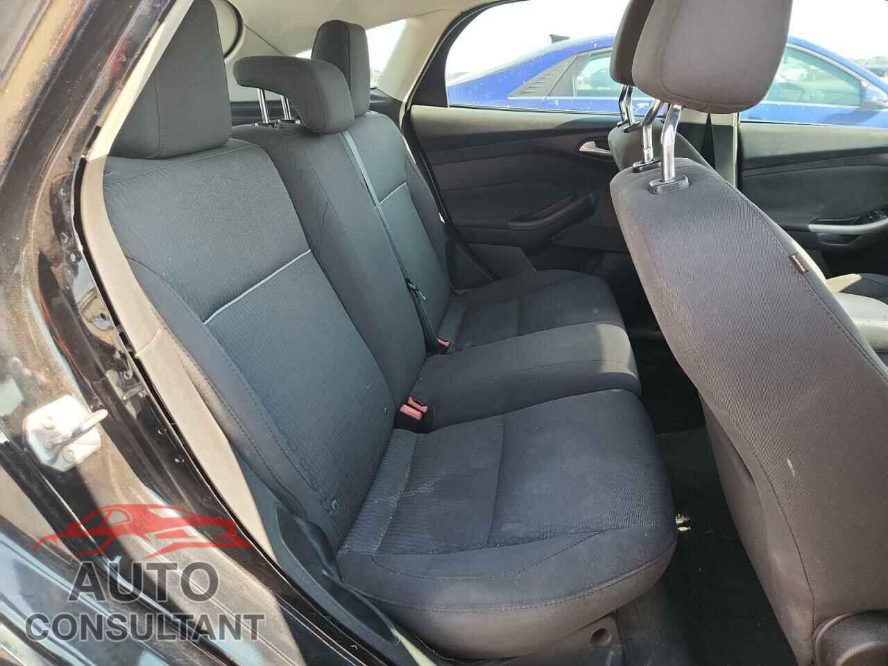 FORD FOCUS 2012 - 1FAHP3M29CL256142