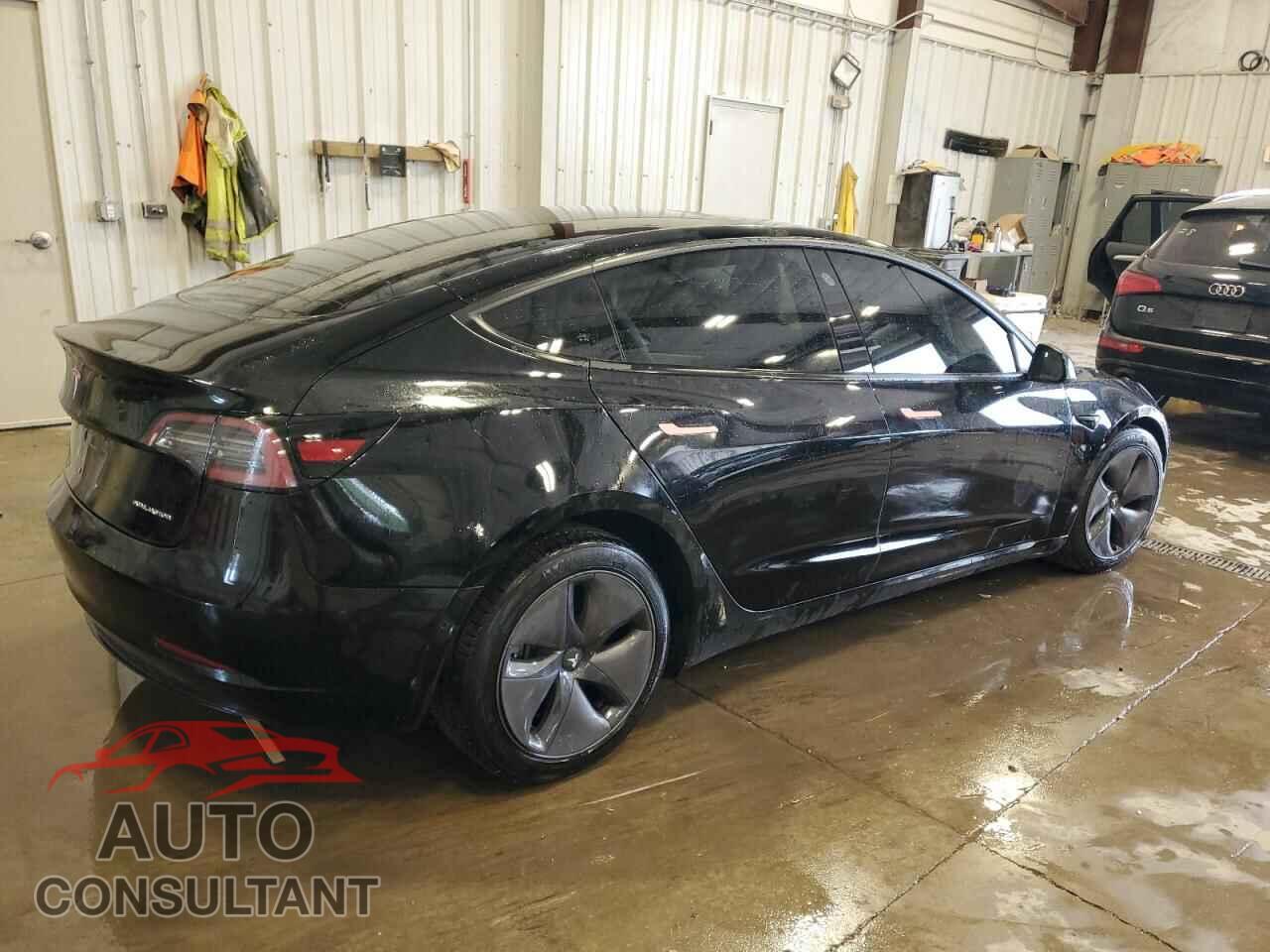 TESLA MODEL 3 2018 - 5YJ3E1EBXJF170545