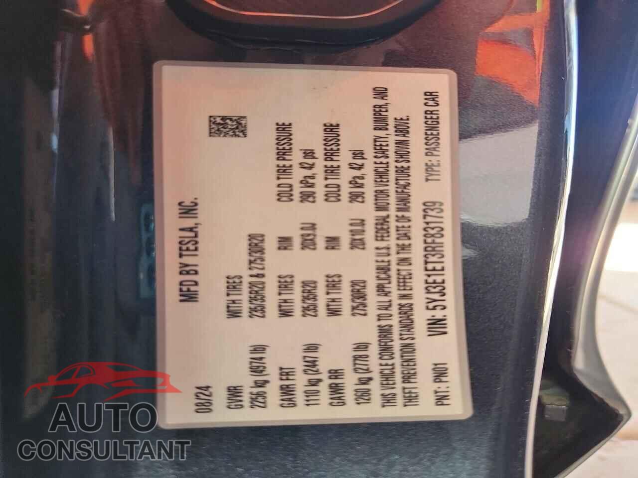 TESLA MODEL 3 2024 - 5YJ3E1ET3RF831739