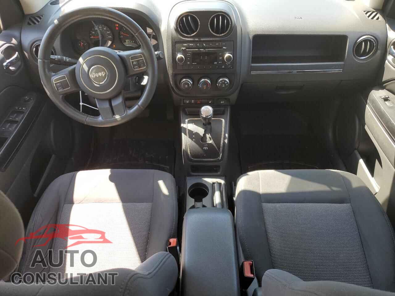 JEEP COMPASS 2011 - 1J4NF1FB3BD226316