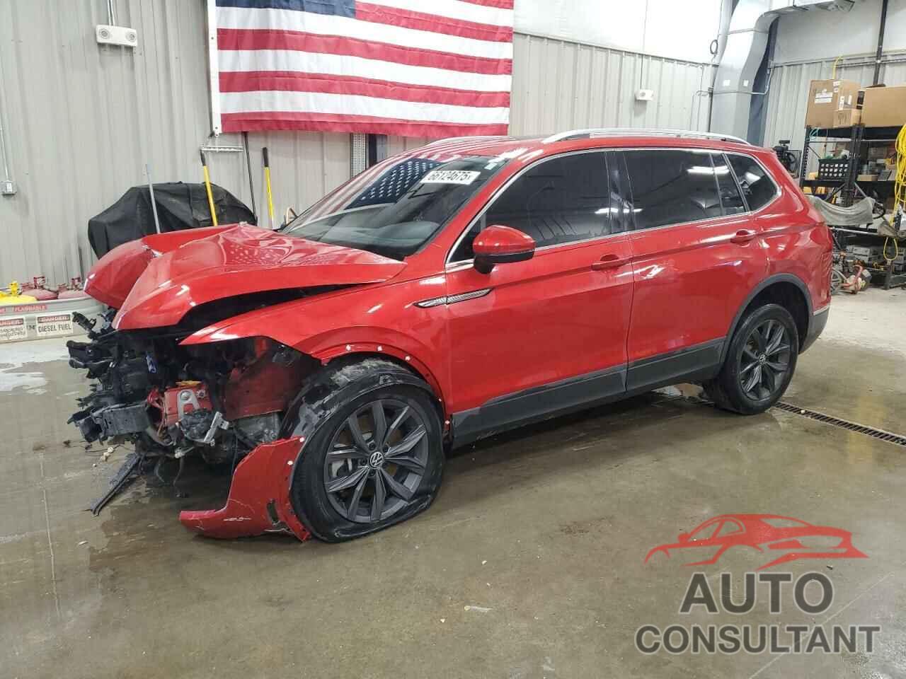 VOLKSWAGEN TIGUAN 2022 - 3VV2B7AX2NM039833