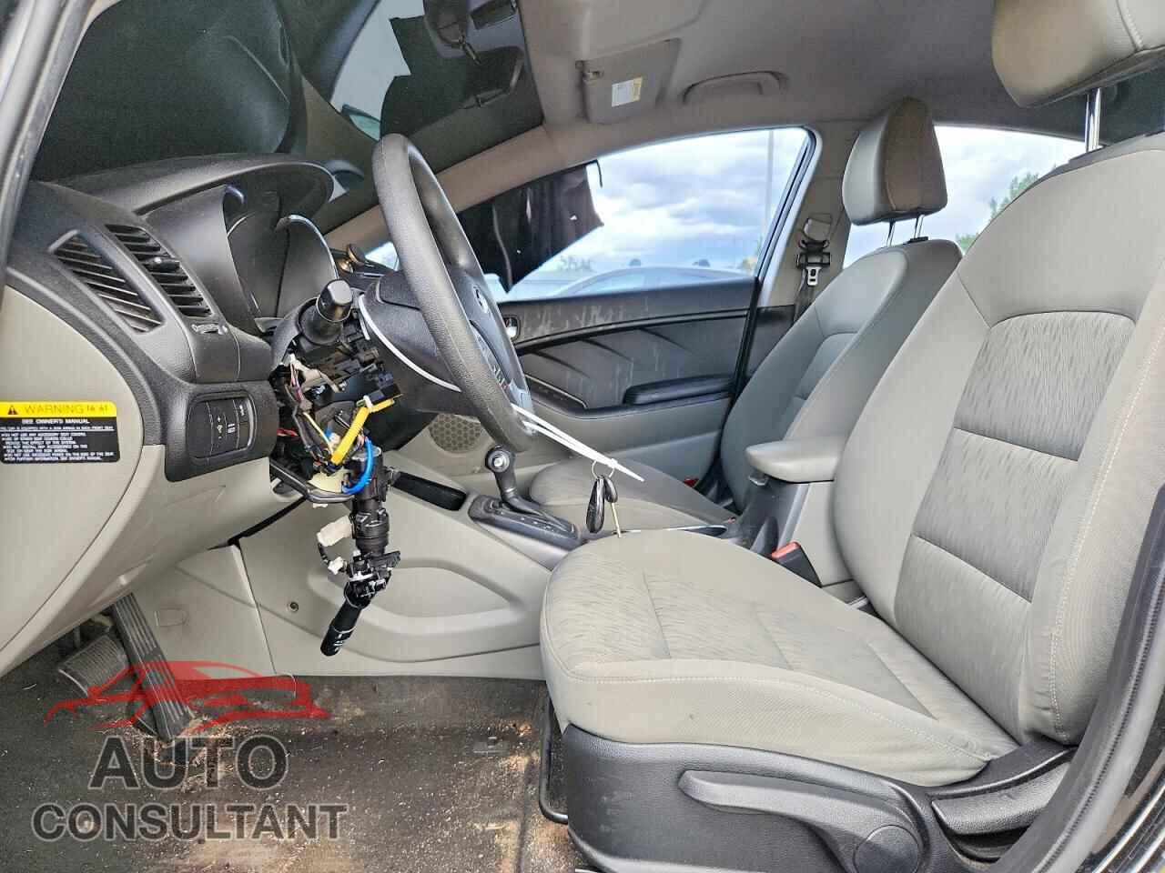 KIA FORTE 2015 - KNAFK4A63F5342811