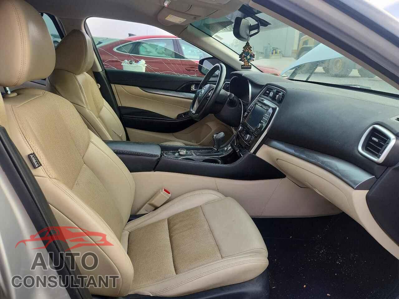 NISSAN MAXIMA 2017 - 1N4AA6AP1HC366484