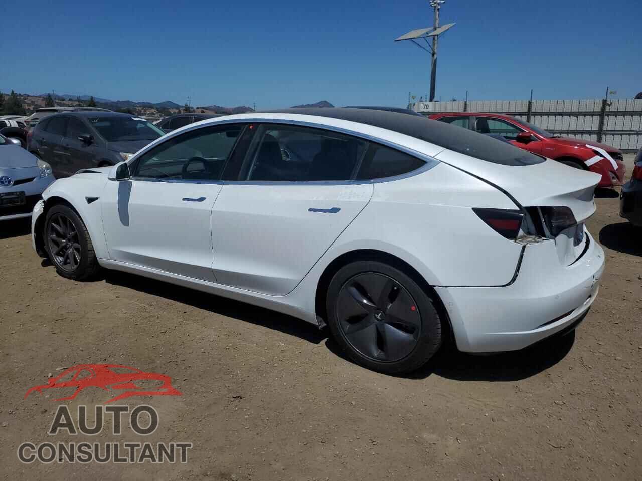 TESLA MODEL 3 2018 - 5YJ3E1EBXJF120633