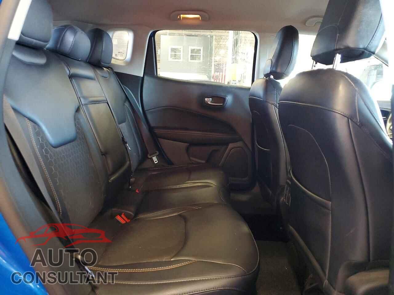 JEEP COMPASS 2017 - 3C4NJDBB8HT665932