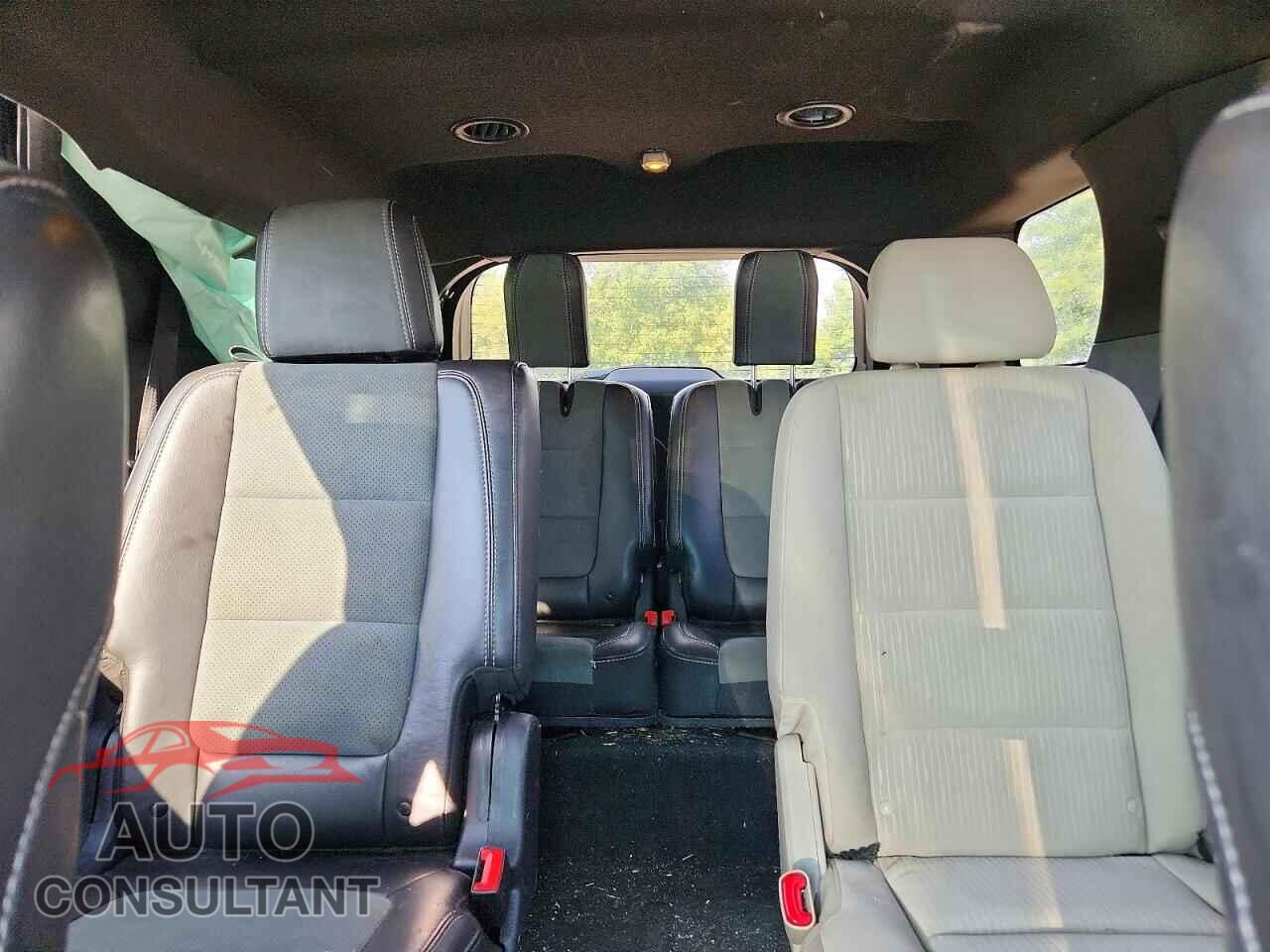 FORD EXPLORER 2015 - 1FM5K7D87FGA58546