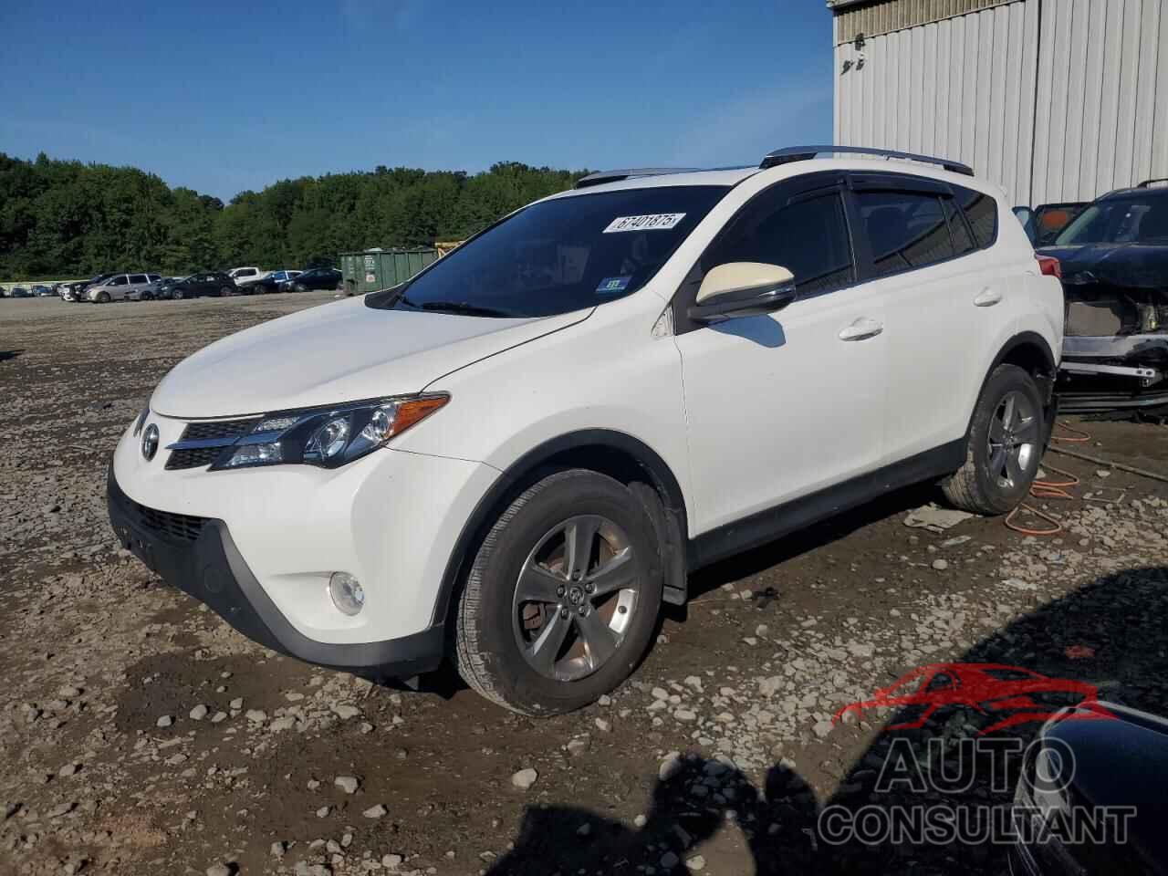 TOYOTA RAV4 2015 - JTMRFREV0FD168429
