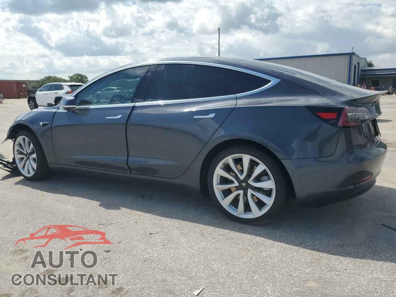 TESLA MODEL 3 2020 - 5YJ3E1EC7LF586743