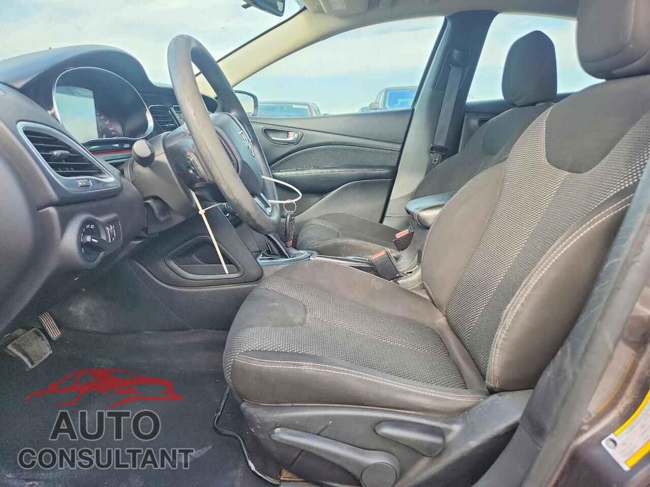 DODGE DART 2015 - 1C3CDFBB2FD336581