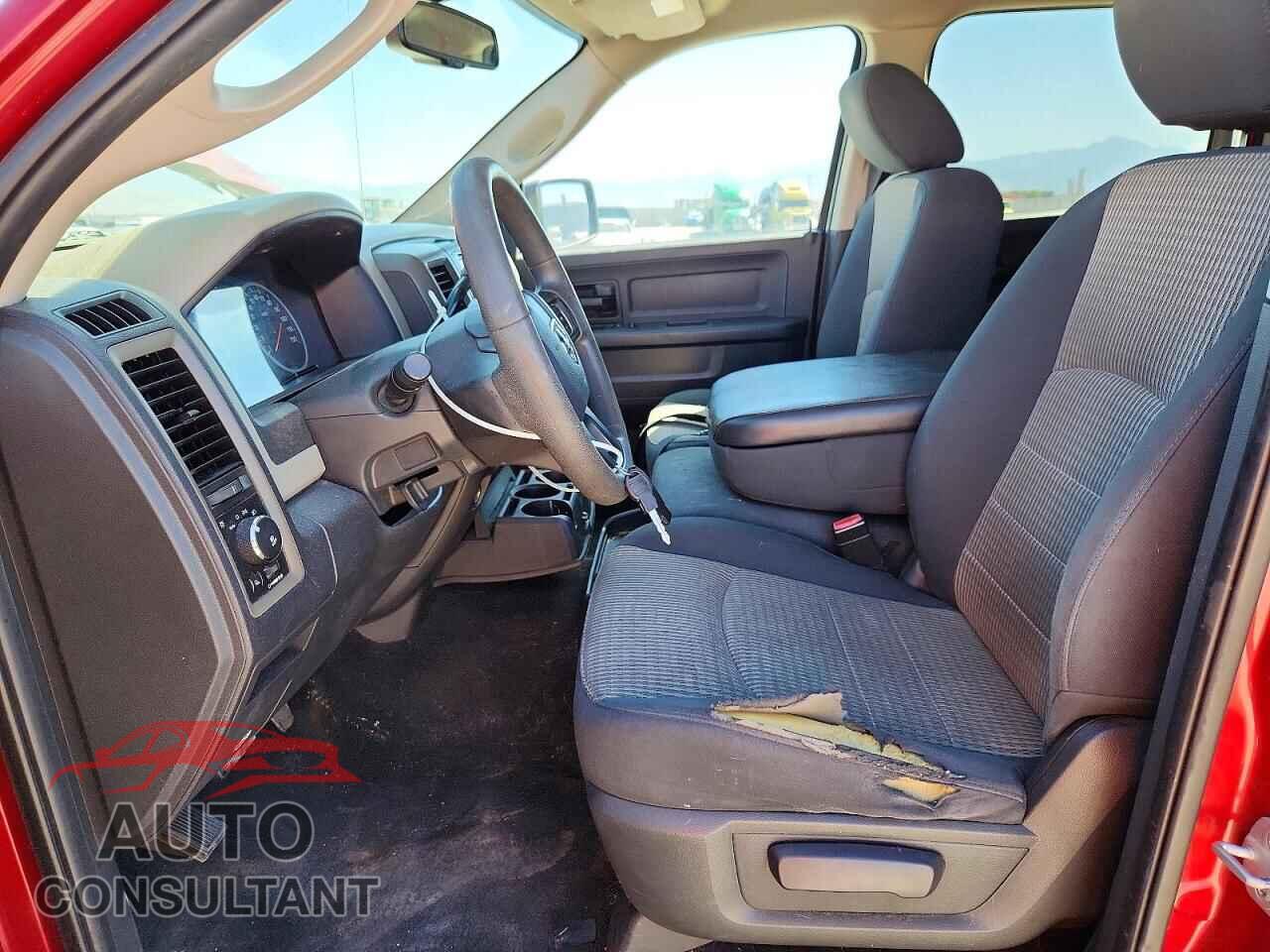 DODGE RAM 1500 2012 - 1C6RD7KT8CS142575