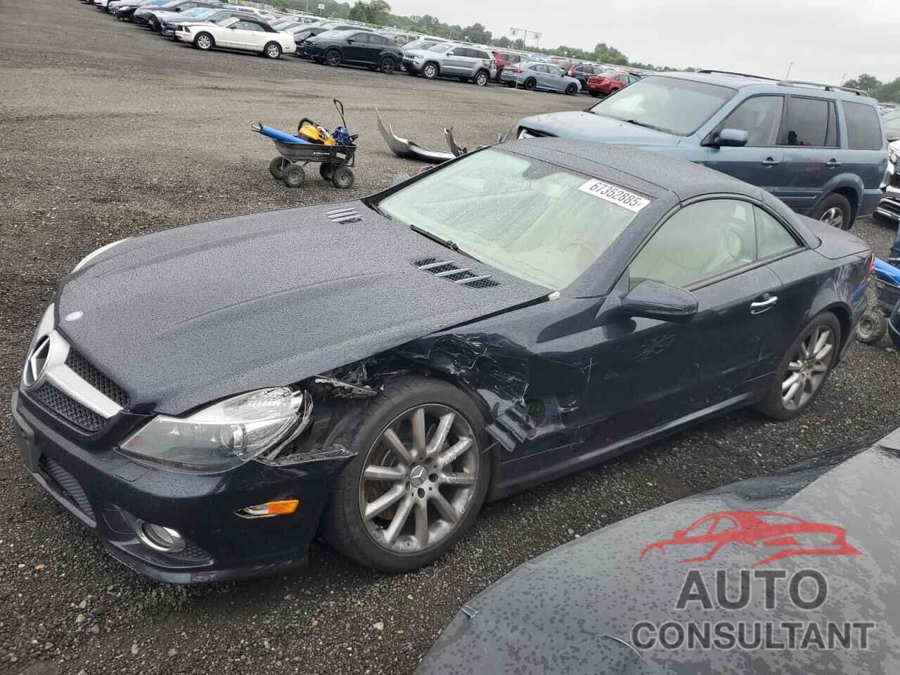 MERCEDES-BENZ SL-CLASS 2009 - WDBSK71F09F156045