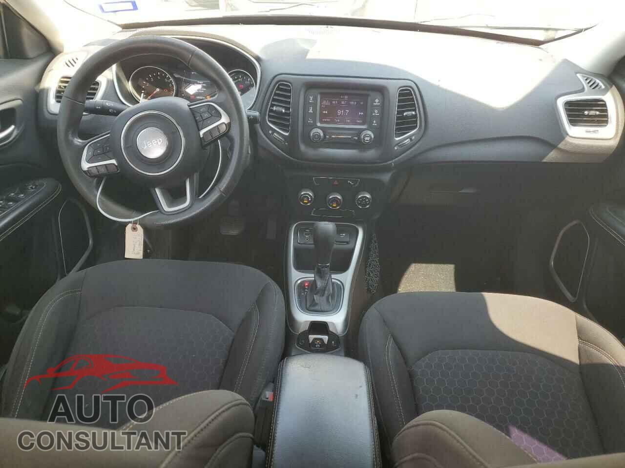 JEEP COMPASS 2017 - 3C4NJCAB2HT661127
