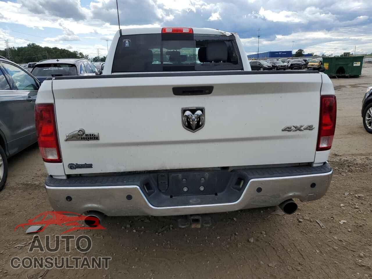 DODGE RAM 1500 2012 - 1C6RD7LT7CS123675