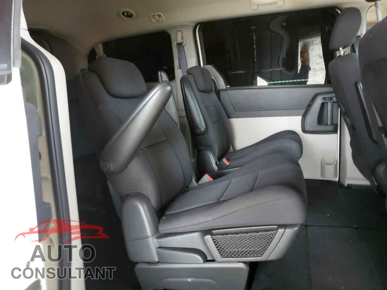 DODGE CARAVAN 2010 - 2D4RN4DE0AR195680