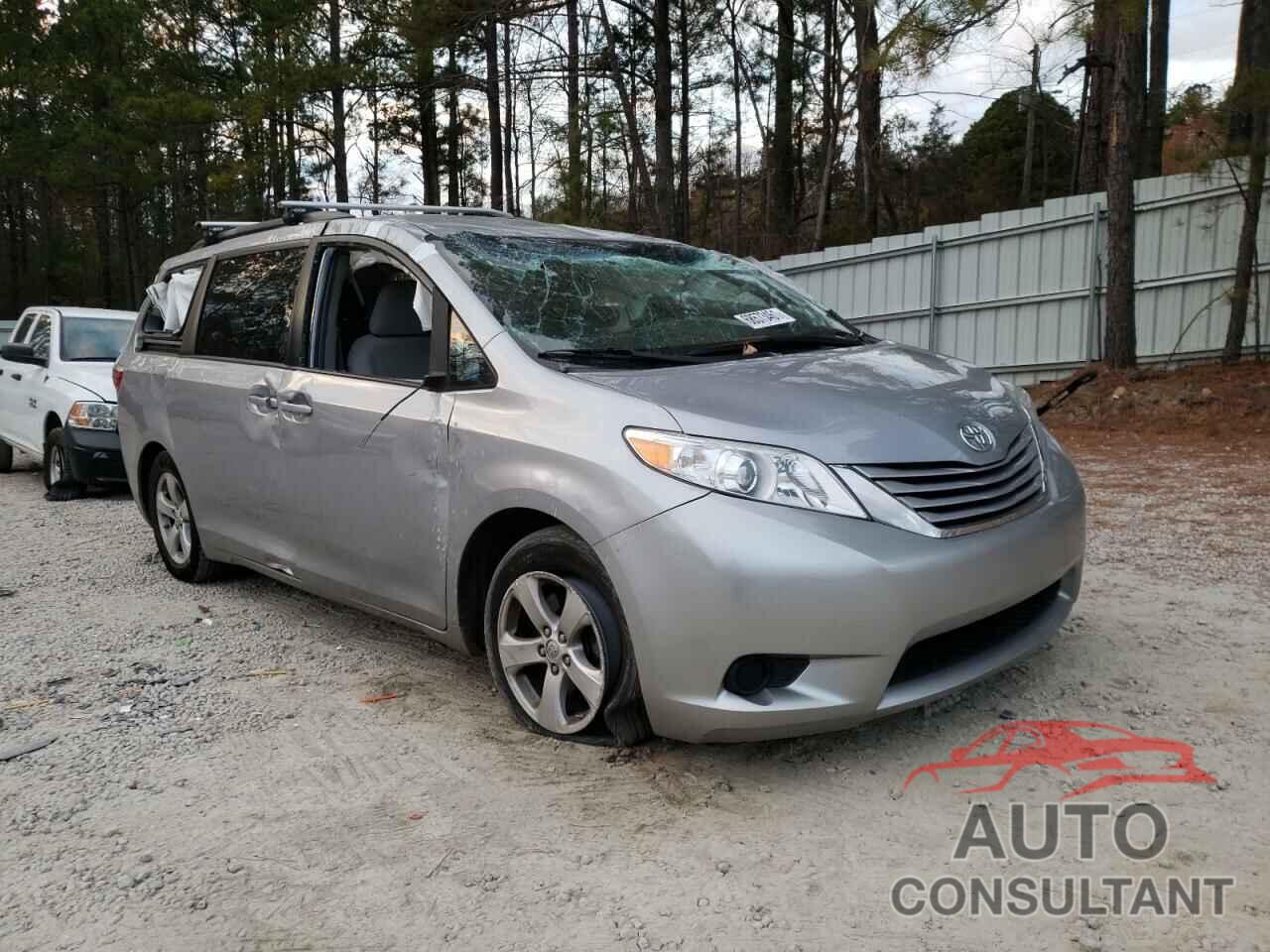 TOYOTA SIENNA 2017 - 5TDKZ3DC0HS799467