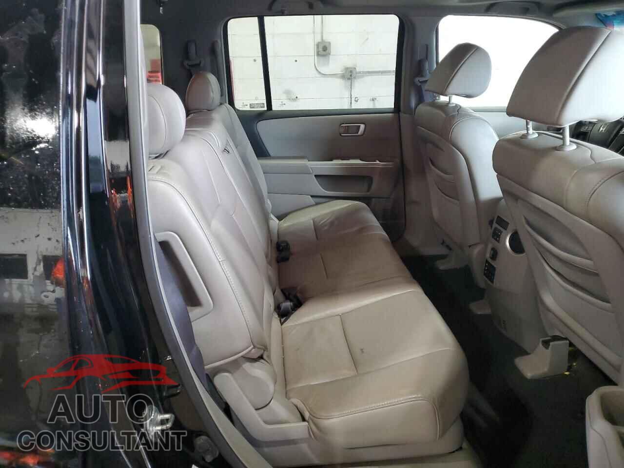 HONDA PILOT 2009 - 5FNYF48609B007739