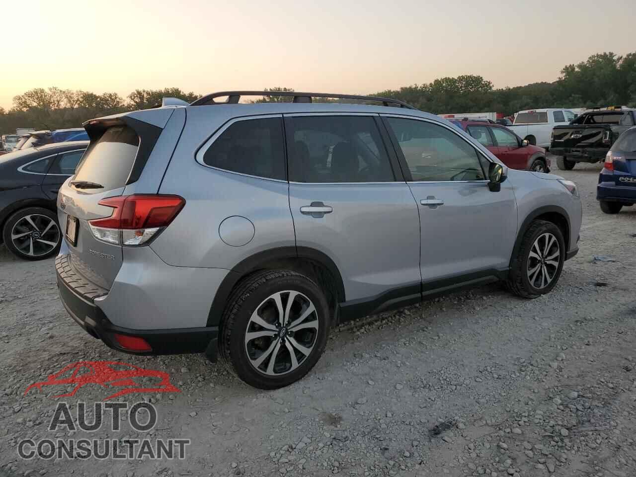 SUBARU FORESTER 2022 - JF2SKAPC1NH433541