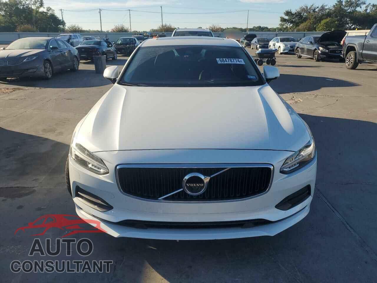 VOLVO S90 2018 - LVY982AK4JP024086