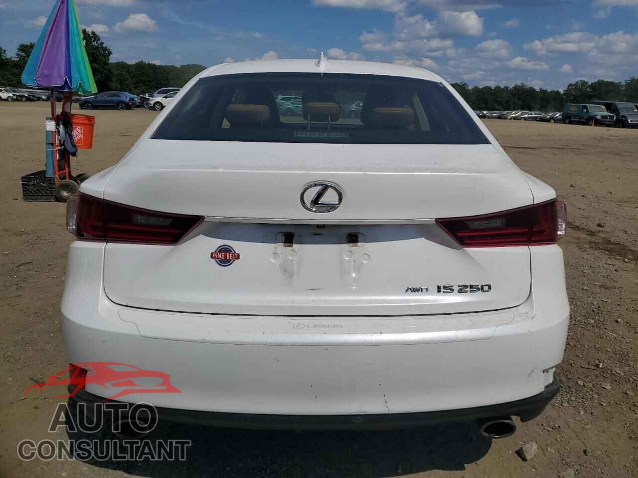 LEXUS IS 2014 - JTHCF1D25E5014160