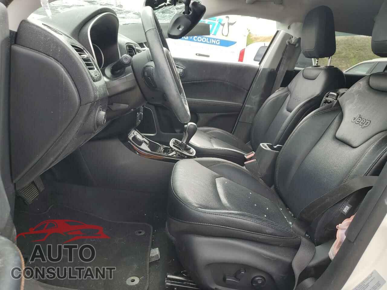 JEEP COMPASS 2017 - 3C4NJDCB3HT688310