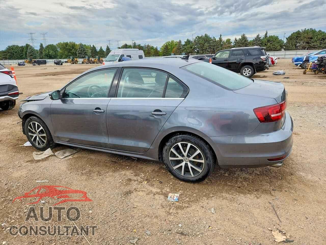 VOLKSWAGEN JETTA 2017 - 3VWDB7AJ8HM388743