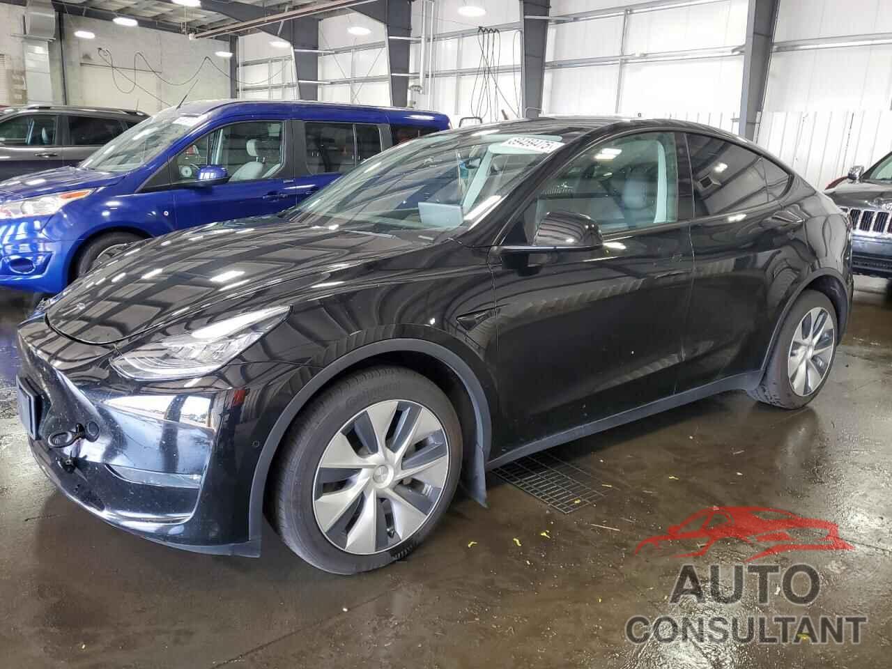 TESLA MODEL Y 2021 - 5YJYGDEE3MF064938