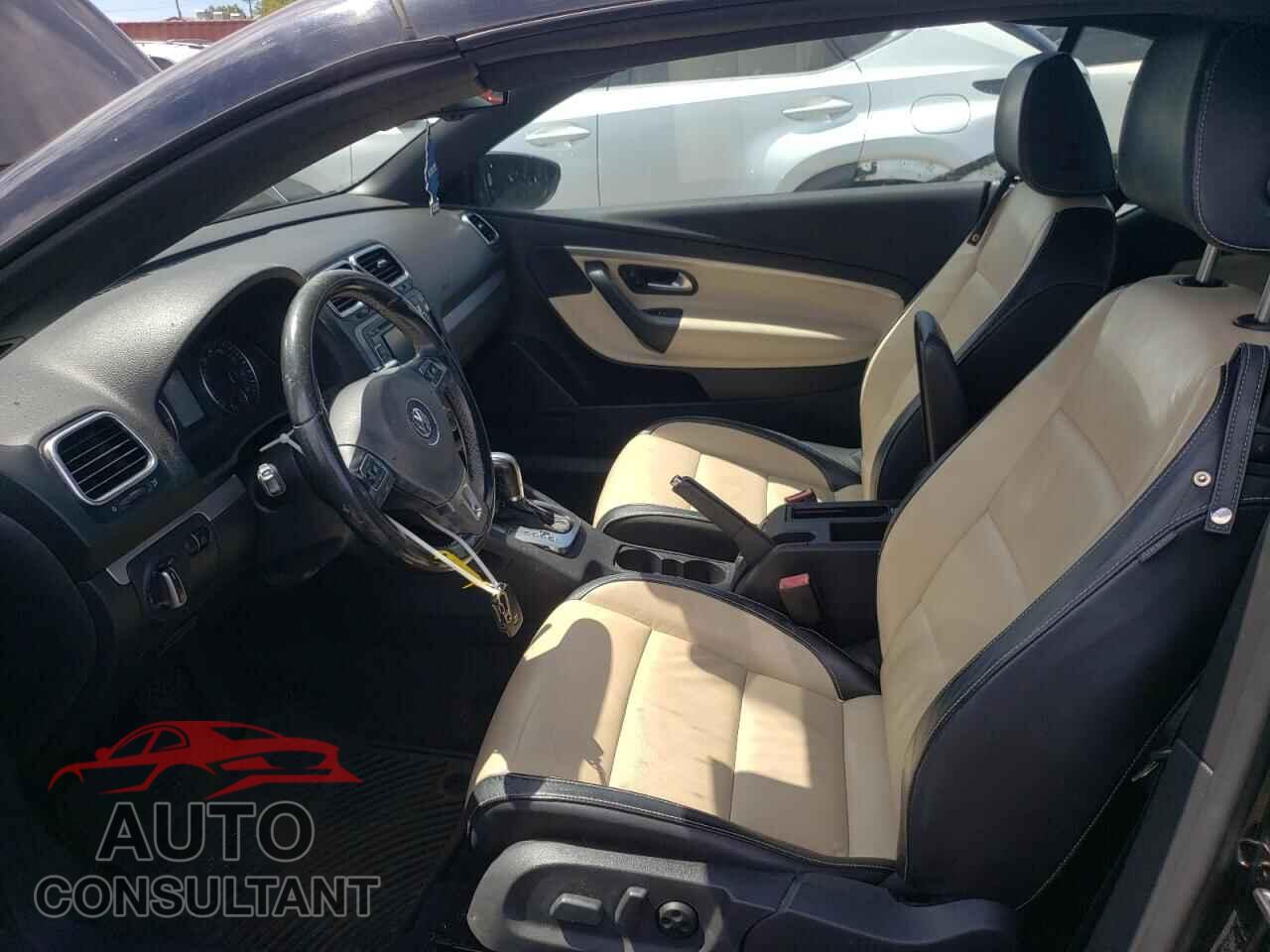 VOLKSWAGEN EOS 2015 - WVWFW8AH2FV002159