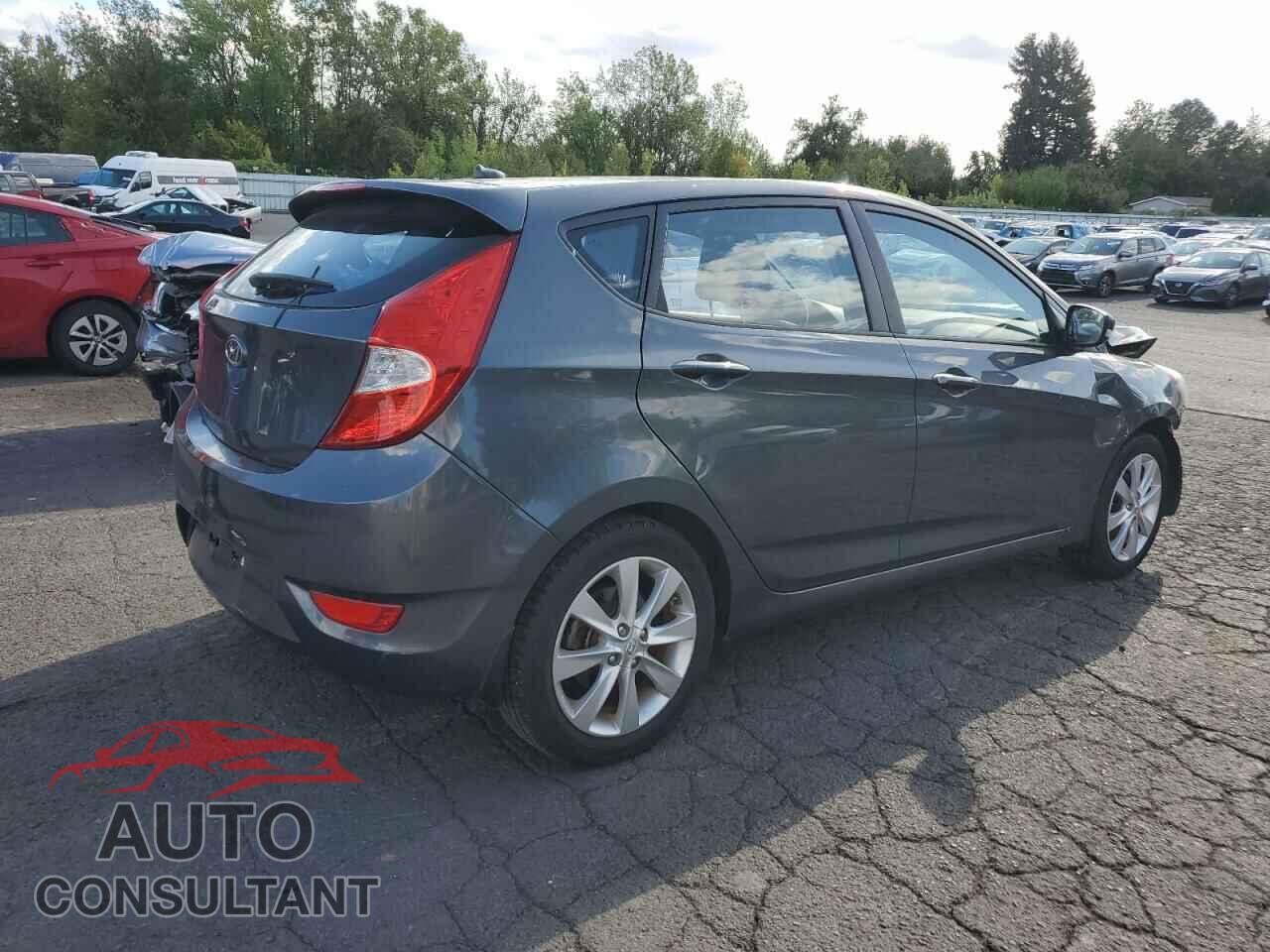 HYUNDAI ACCENT 2013 - KMHCU5AE4DU088005