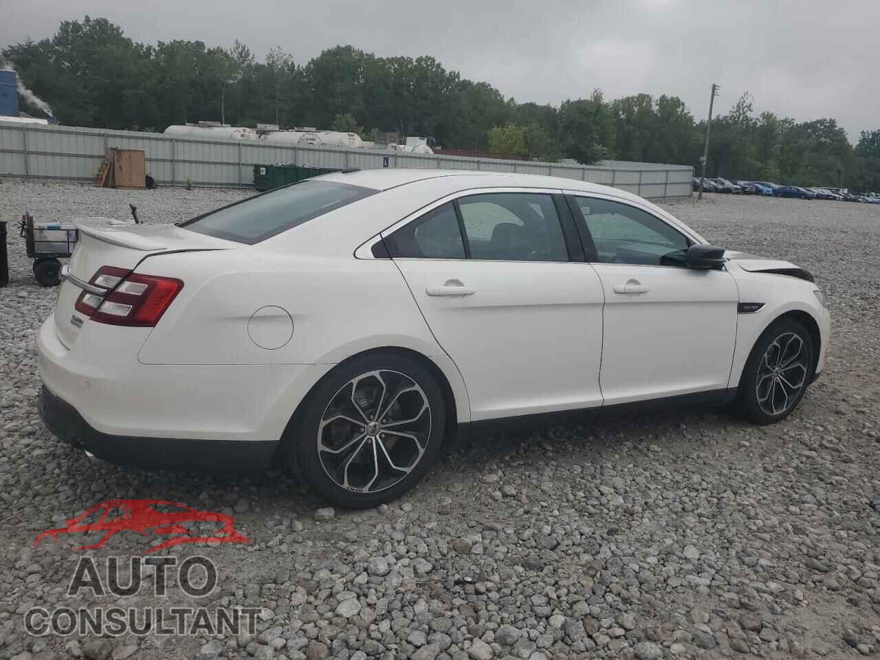 FORD TAURUS 2013 - 1FAHP2KT4DG176800