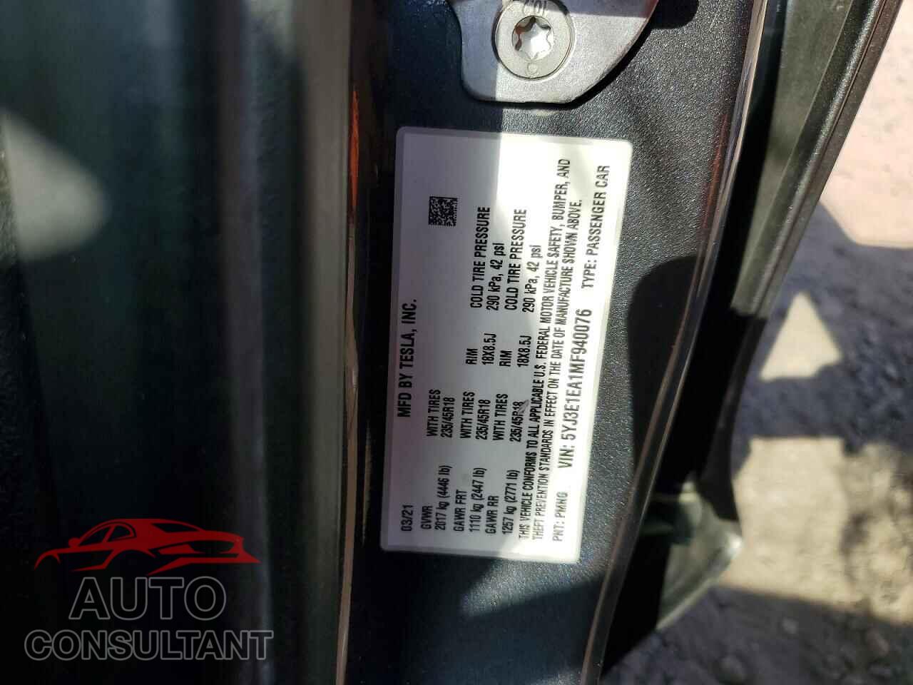 TESLA MODEL 3 2021 - 5YJ3E1EA1MF940076
