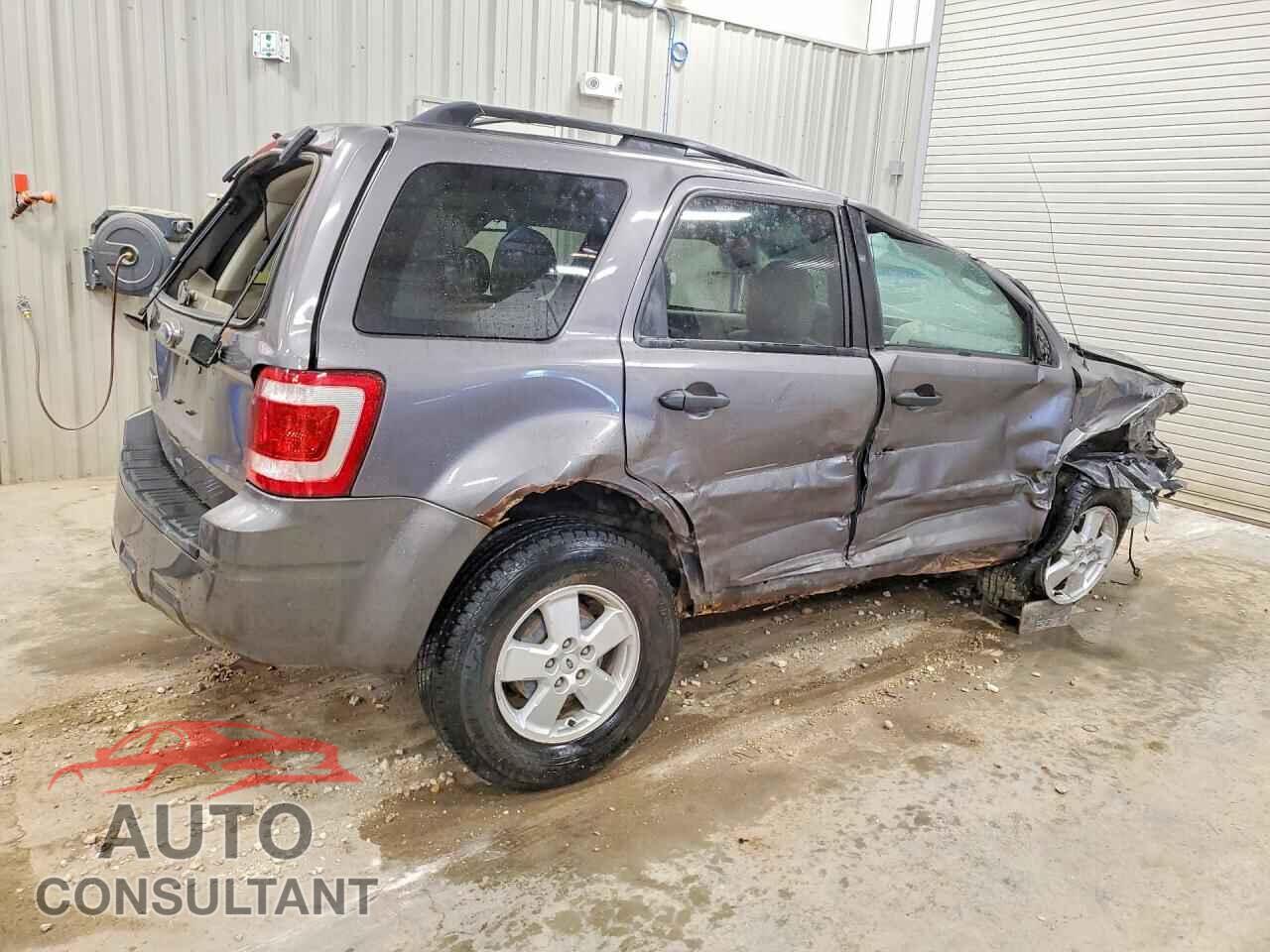 FORD ESCAPE 2010 - 1FMCU9D73AKD11372