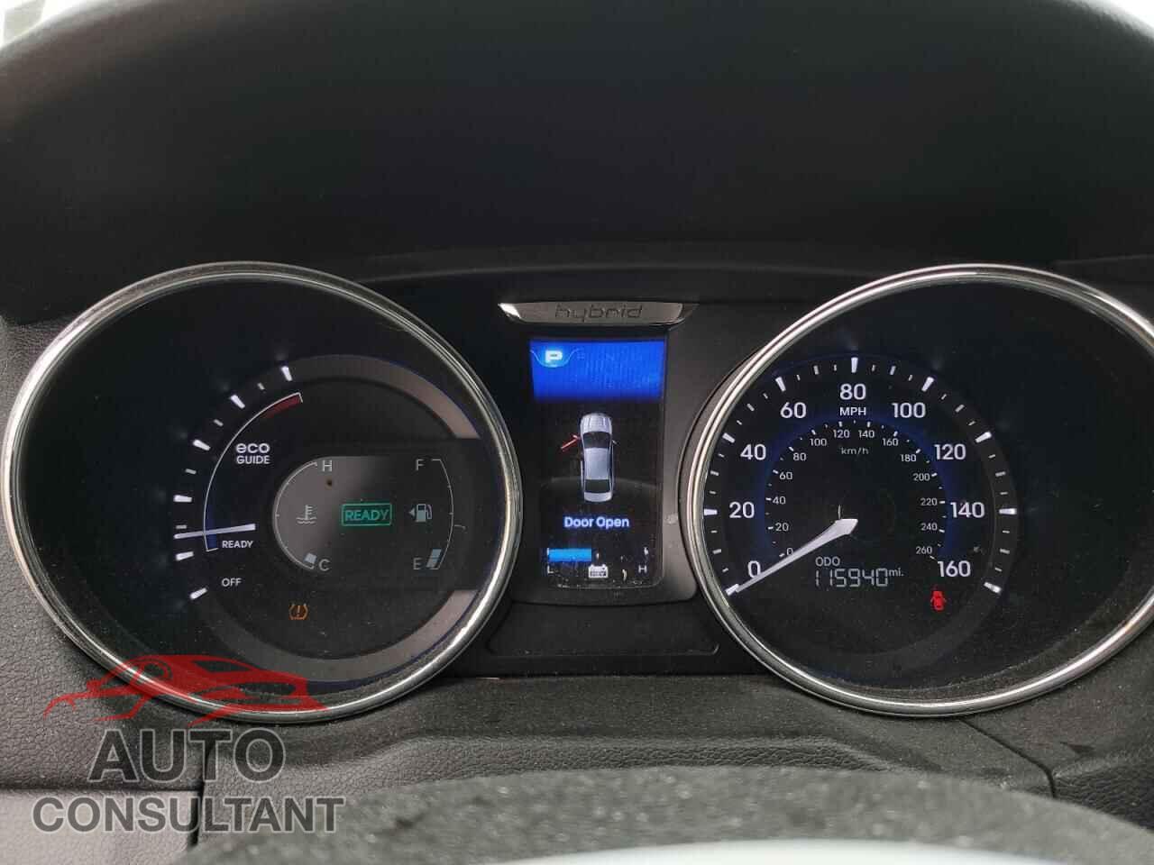 HYUNDAI SONATA 2012 - KMHEC4A42CA041648