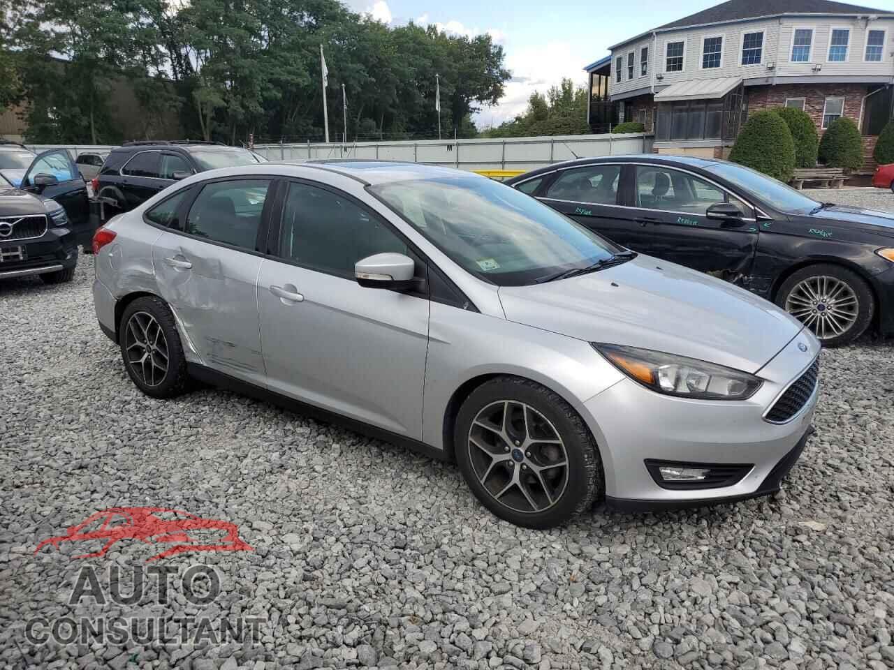 FORD FOCUS 2017 - 1FADP3H27HL261758
